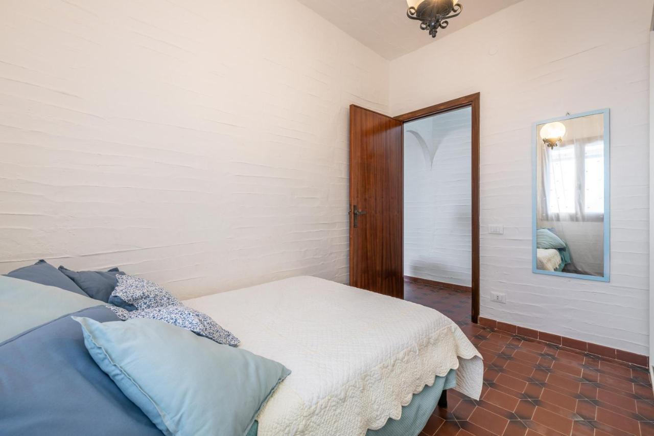 Вілла Casa Nicoleup Porto Columbu - Perd'E Sali Екстер'єр фото