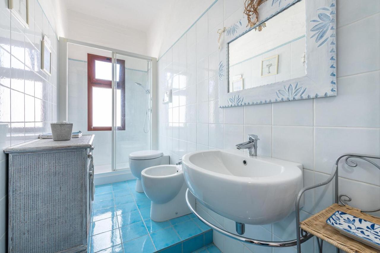 Вілла Casa Nicoleup Porto Columbu - Perd'E Sali Екстер'єр фото